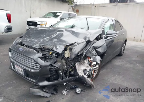 2016 Ford Fusion Energi Titanium из США, поврежденный, VIN 3FA6P0SUXGR241554